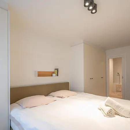 Alice At Knokke, Duplex Met Garage شقة *