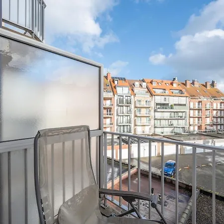 Alice At Knokke, Duplex Met Garage * كنوك هايست